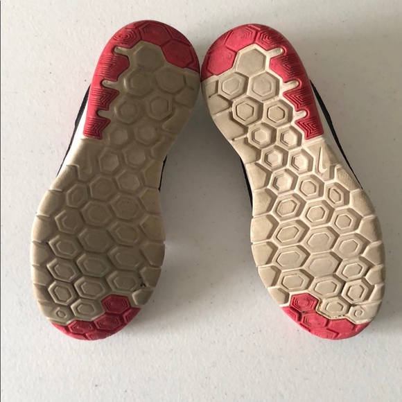 Nike Flex Experience RN 4 - Size 4Y. - Picture 5 of 7